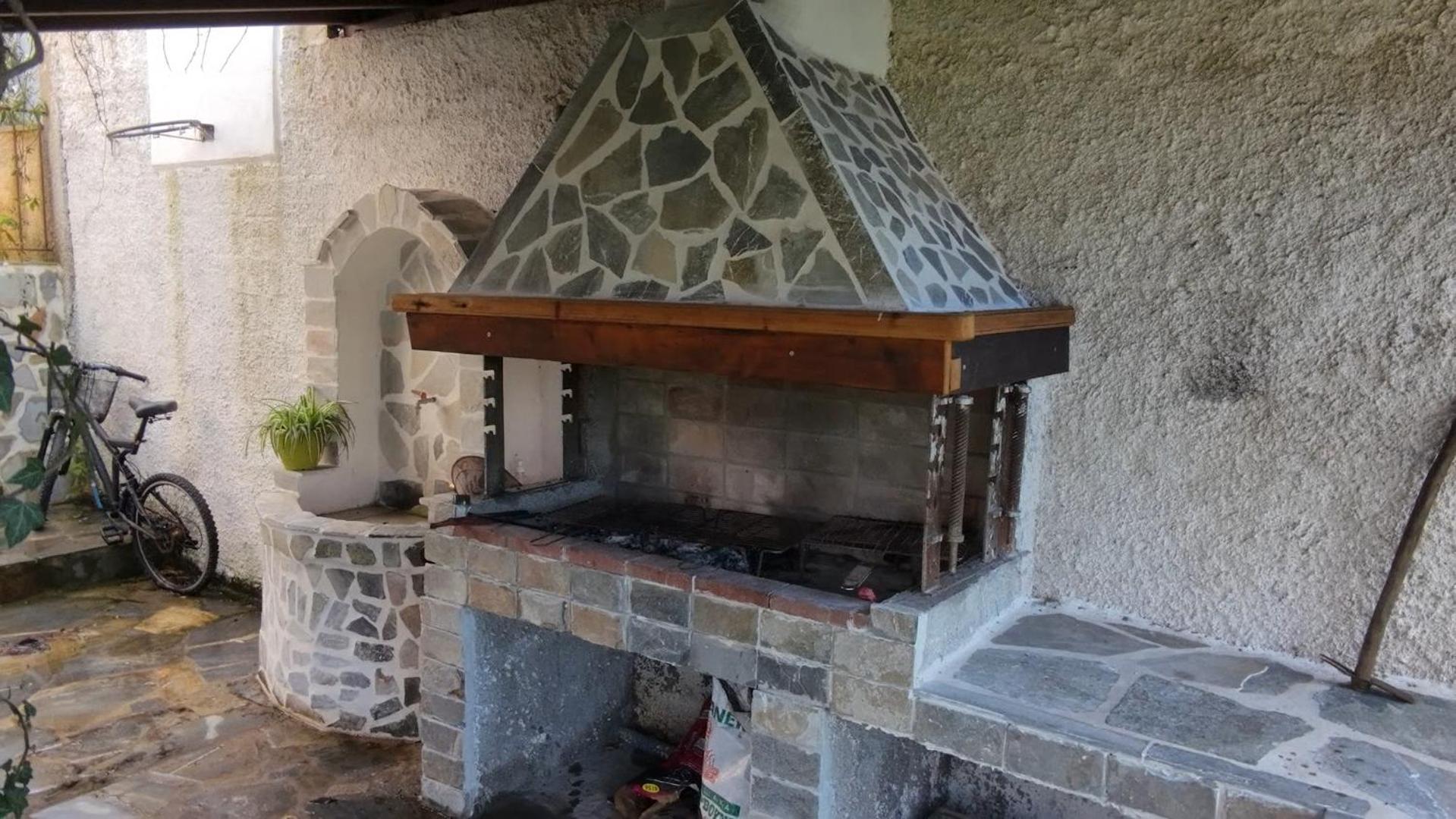 Yourlittlemiracle-Panoramicview+Firepit+Garden+Bbq Argalasti Habitación foto